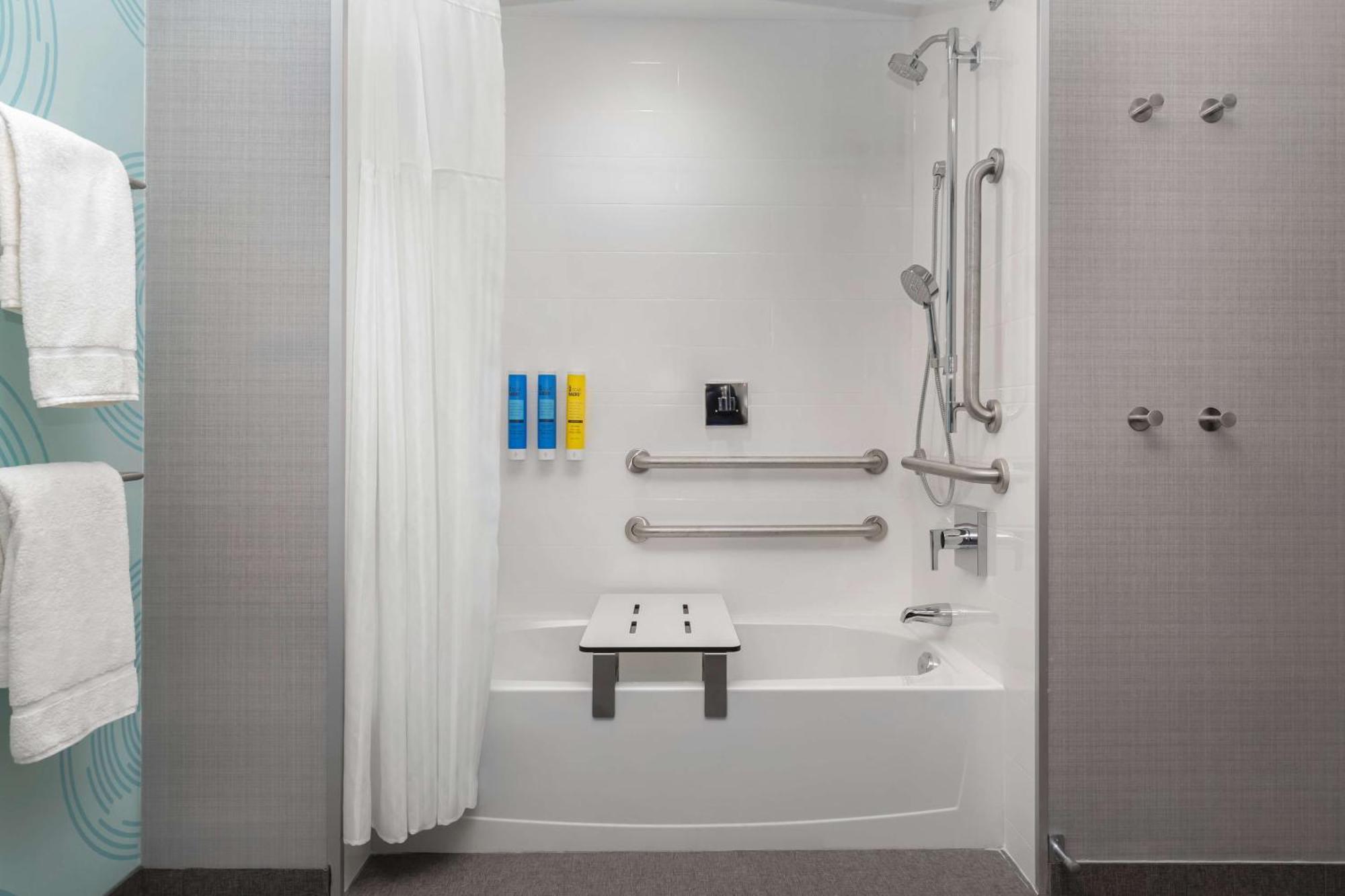 Hotel Tru By Hilton Bracebridge, On Exteriér fotografie