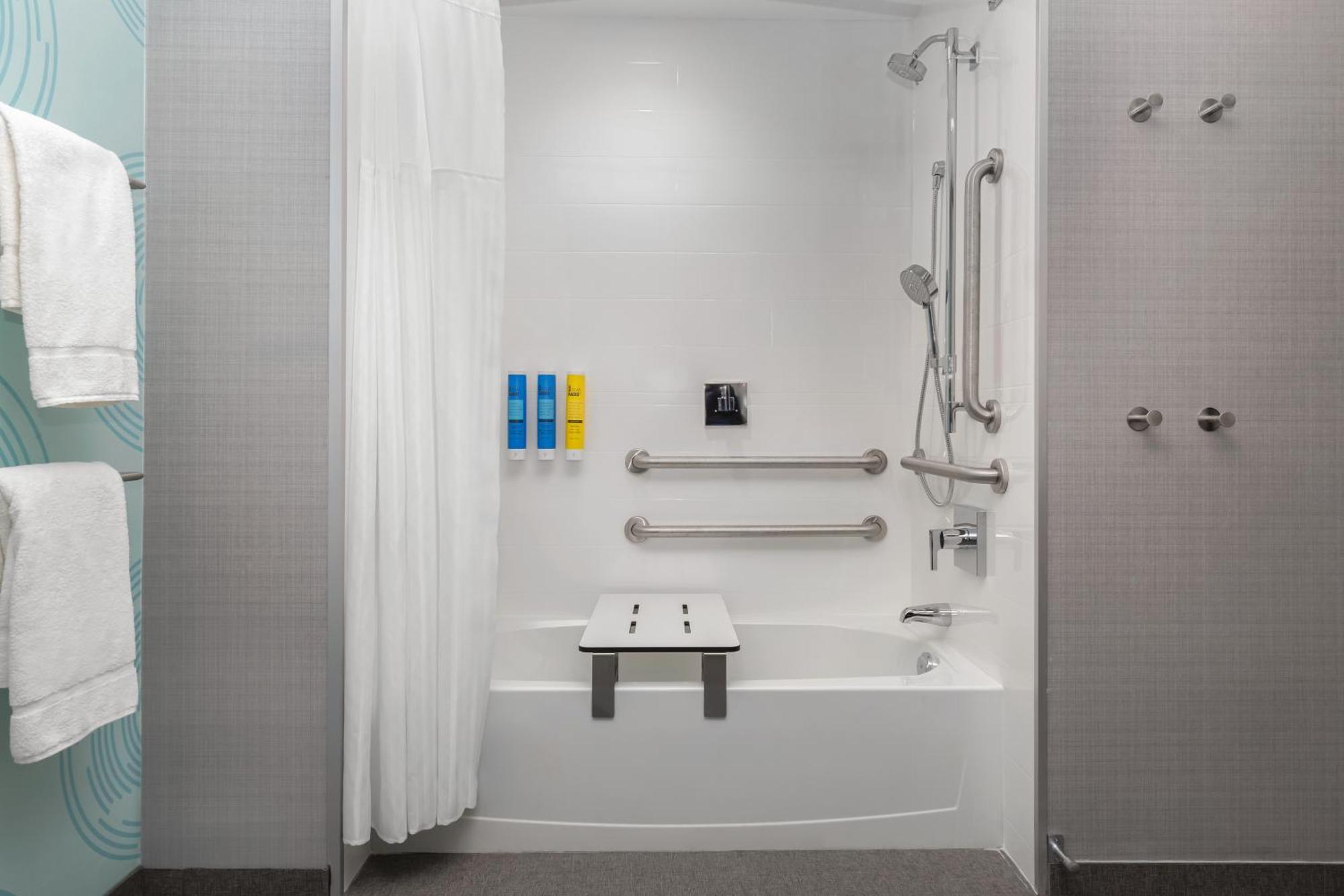 Hotel Tru By Hilton Bracebridge, On Exteriér fotografie